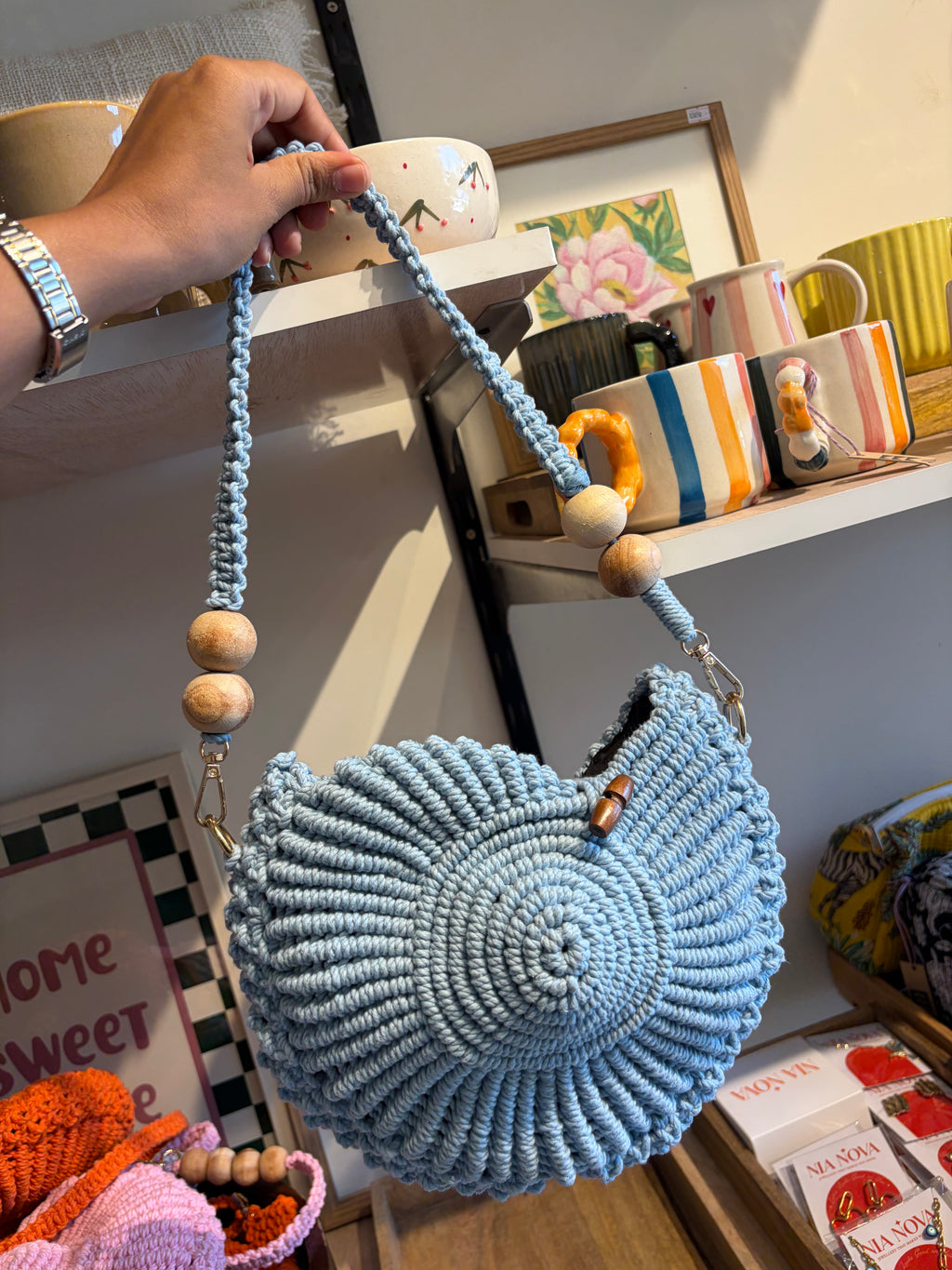 Blue shell crochet shoulder bag