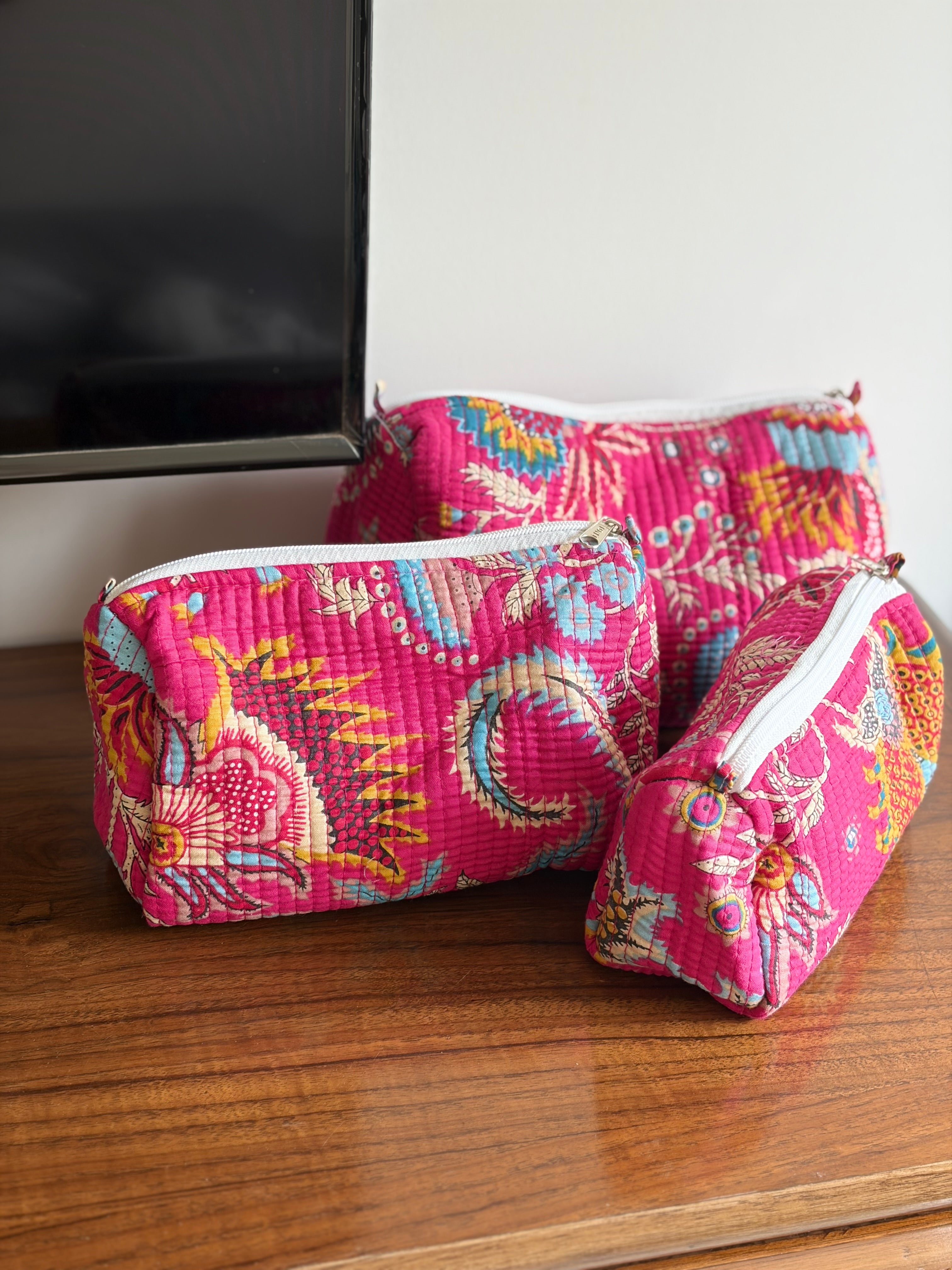 Pink Pouch set of 3, Inner small compartments, Toiletry Pouch, Gift set