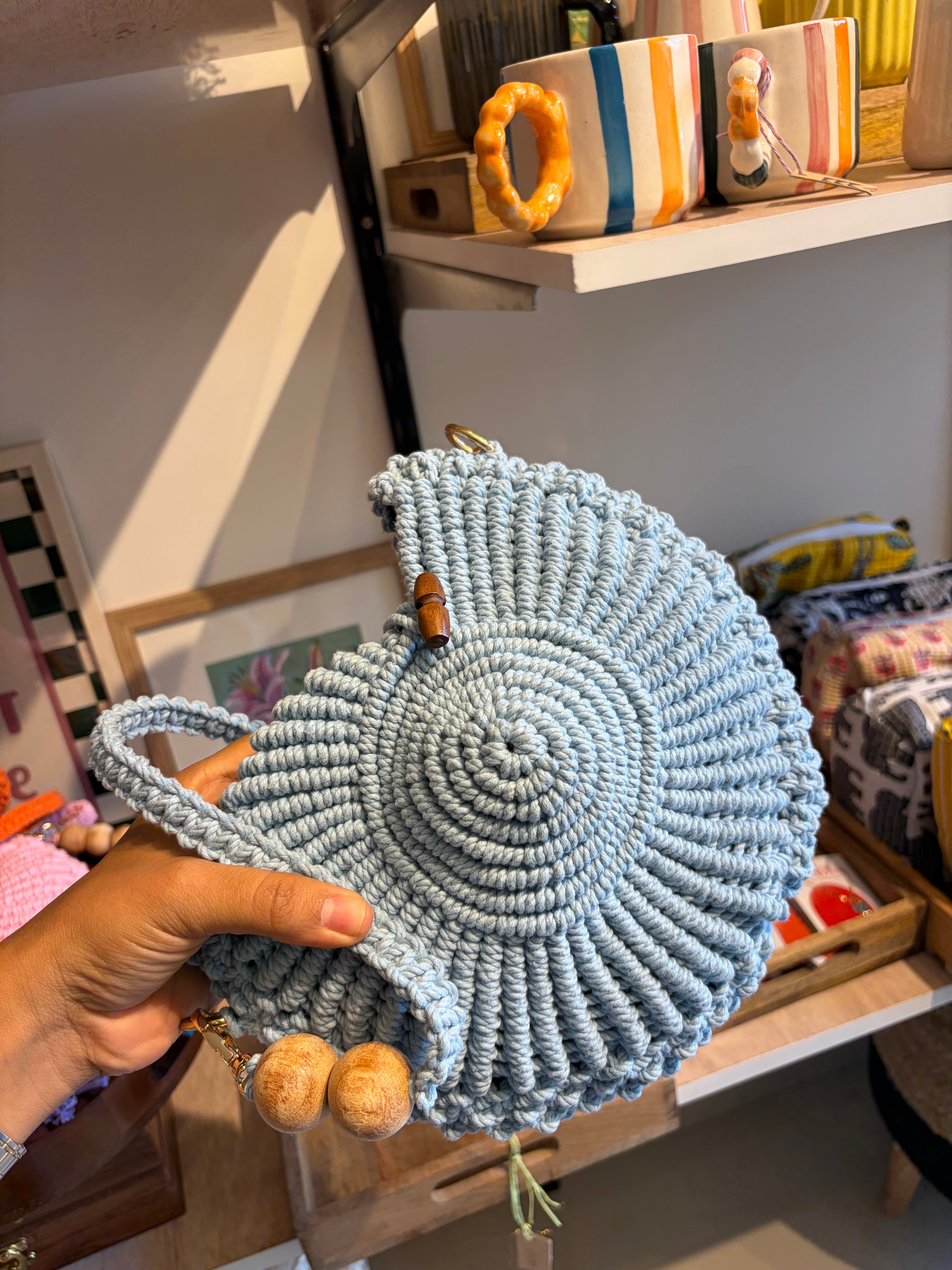 Blue shell crochet shoulder bag