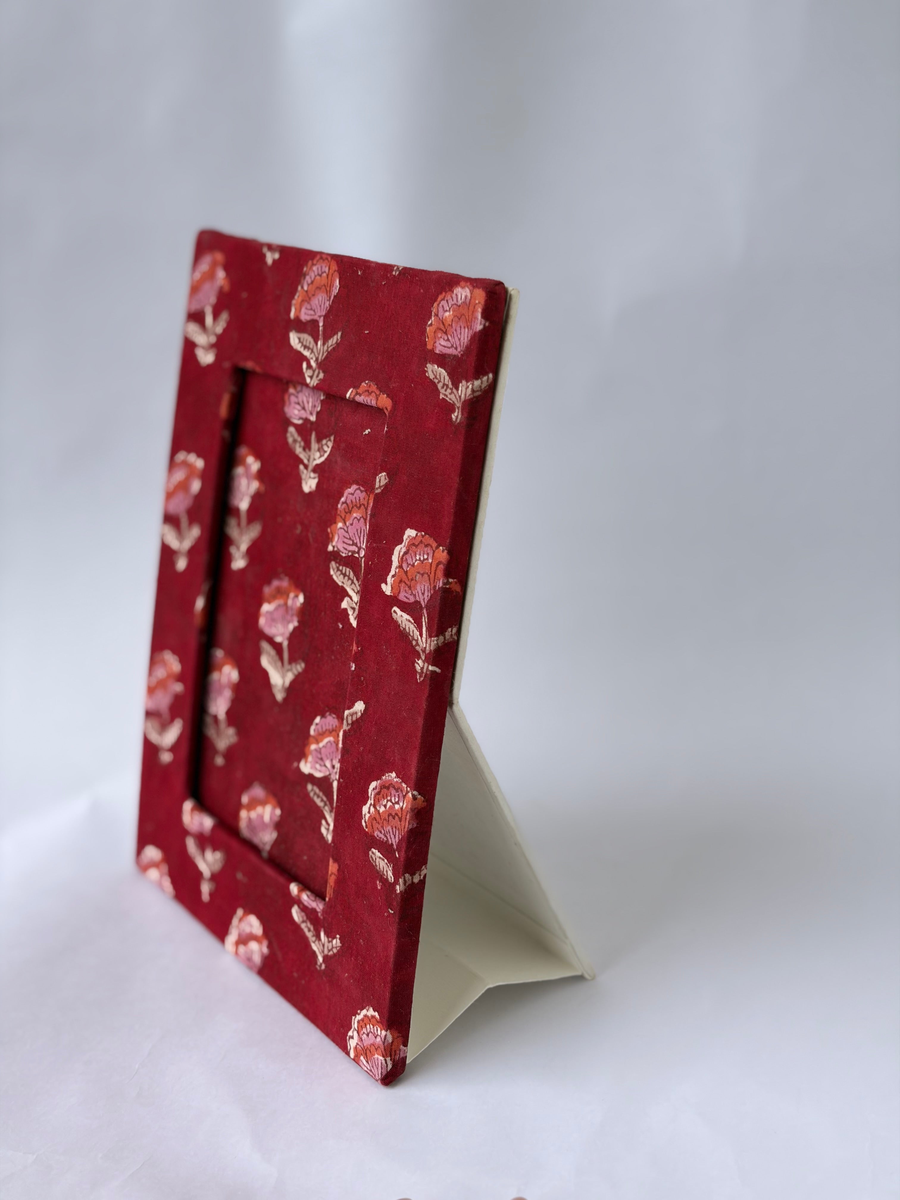 Red photo frame