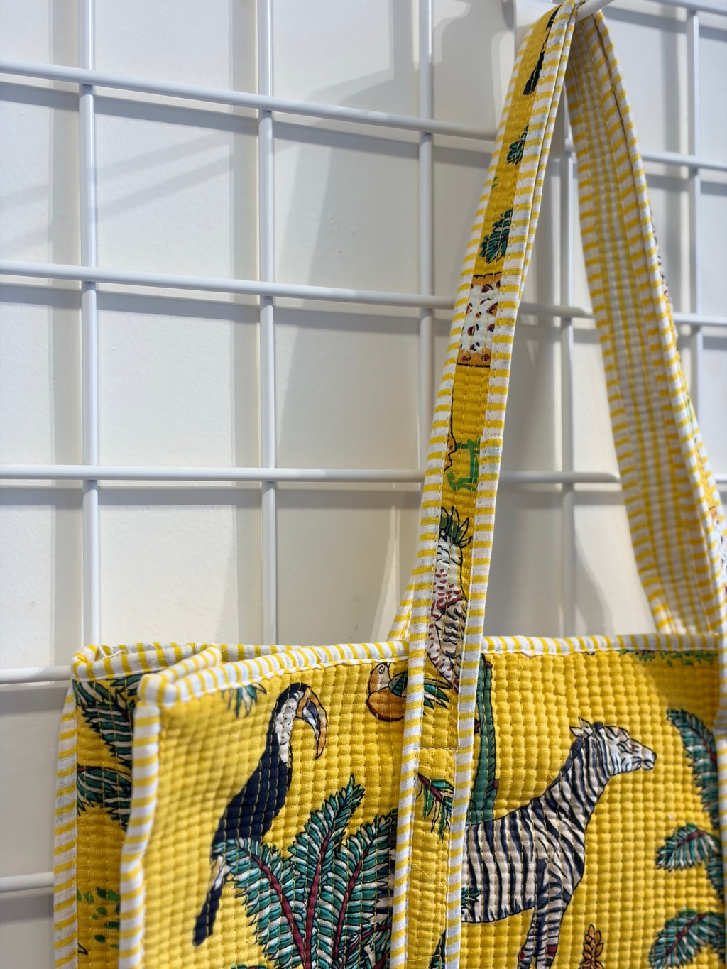 Yellow animal plant print tote bag