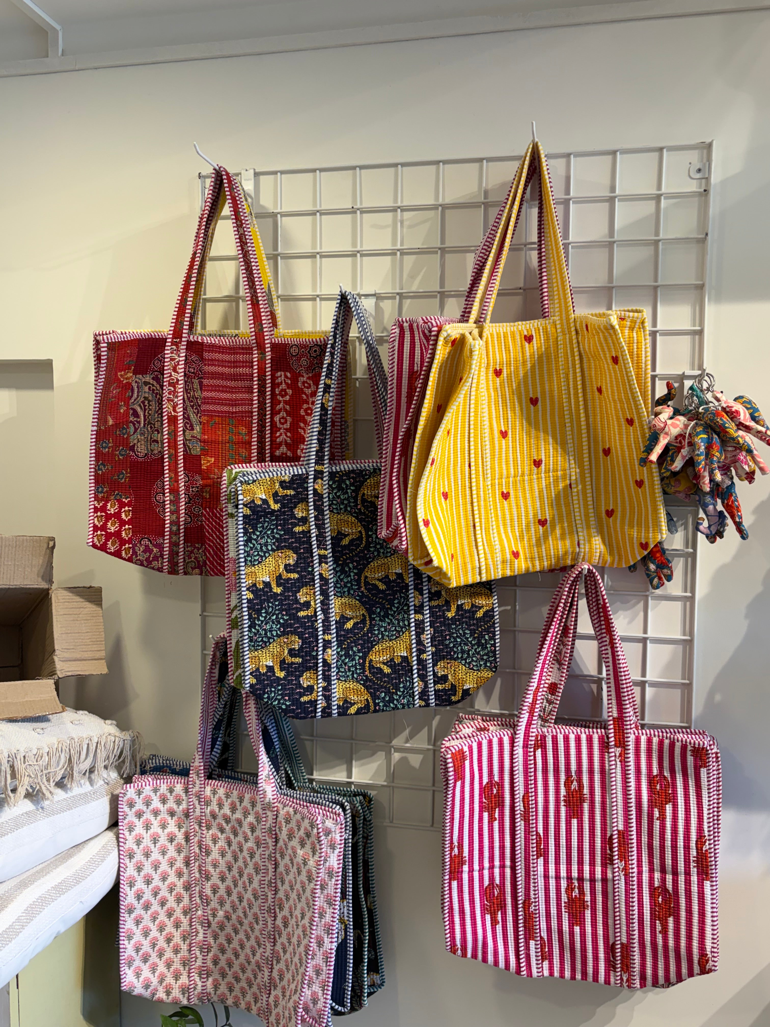 Tote bag